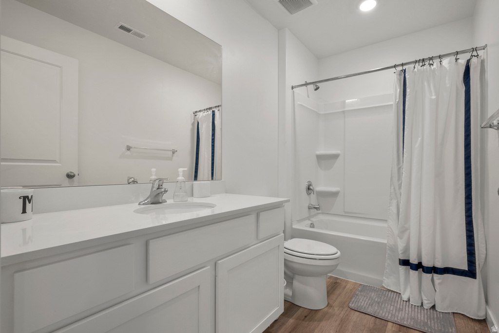 8457 W LOVERIDGE DR #1304 Magna, UT 84044