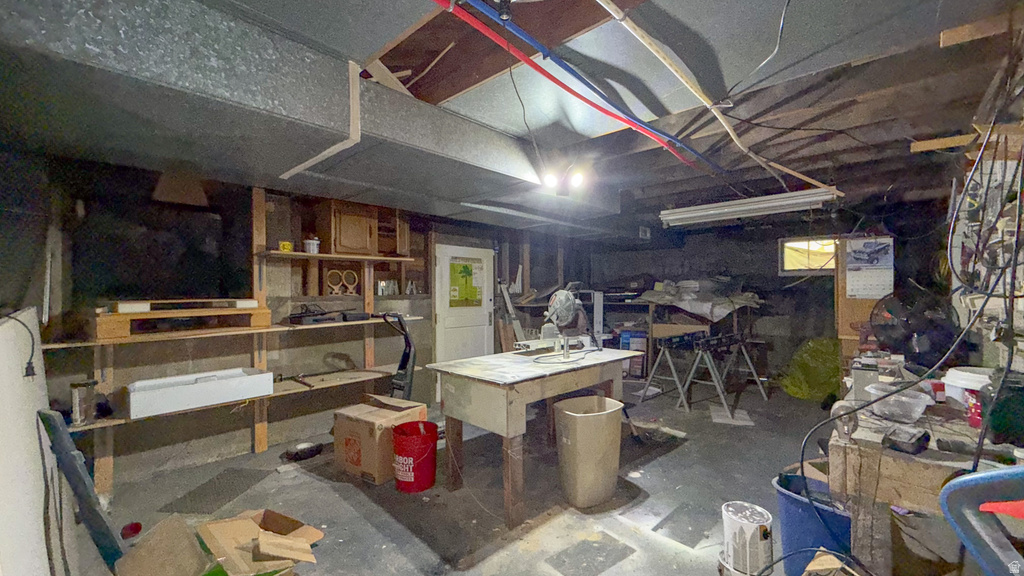 79 GARDEN ST Helper, UT 84526