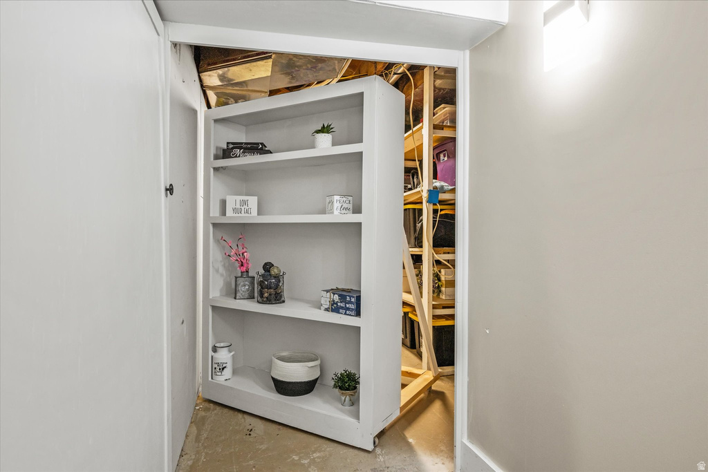 3054 POLK AVE Ogden, UT 84403