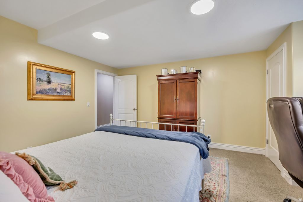 12073 S 300 E Draper, UT 84020