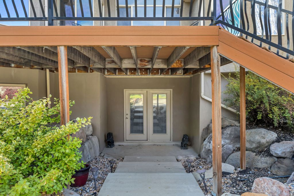 12073 S 300 E Draper, UT 84020