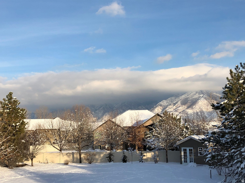 12073 S 300 E Draper, UT 84020