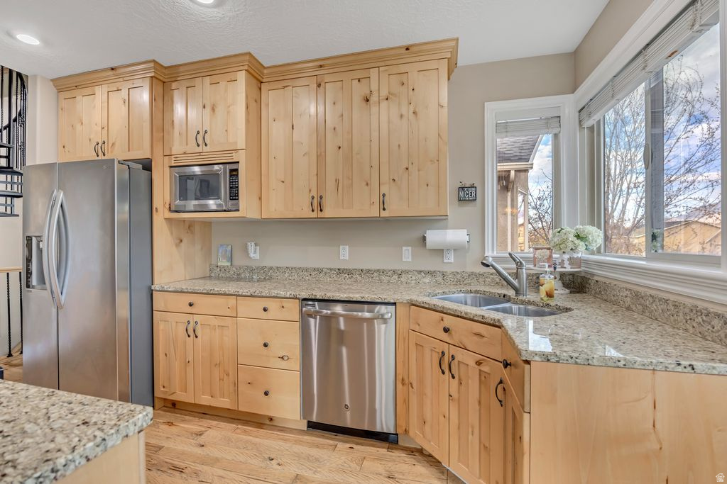 12073 S 300 E Draper, UT 84020