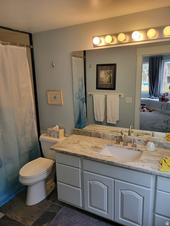 2428 W SILVERPOINT WAY Bluffdale, UT 84065