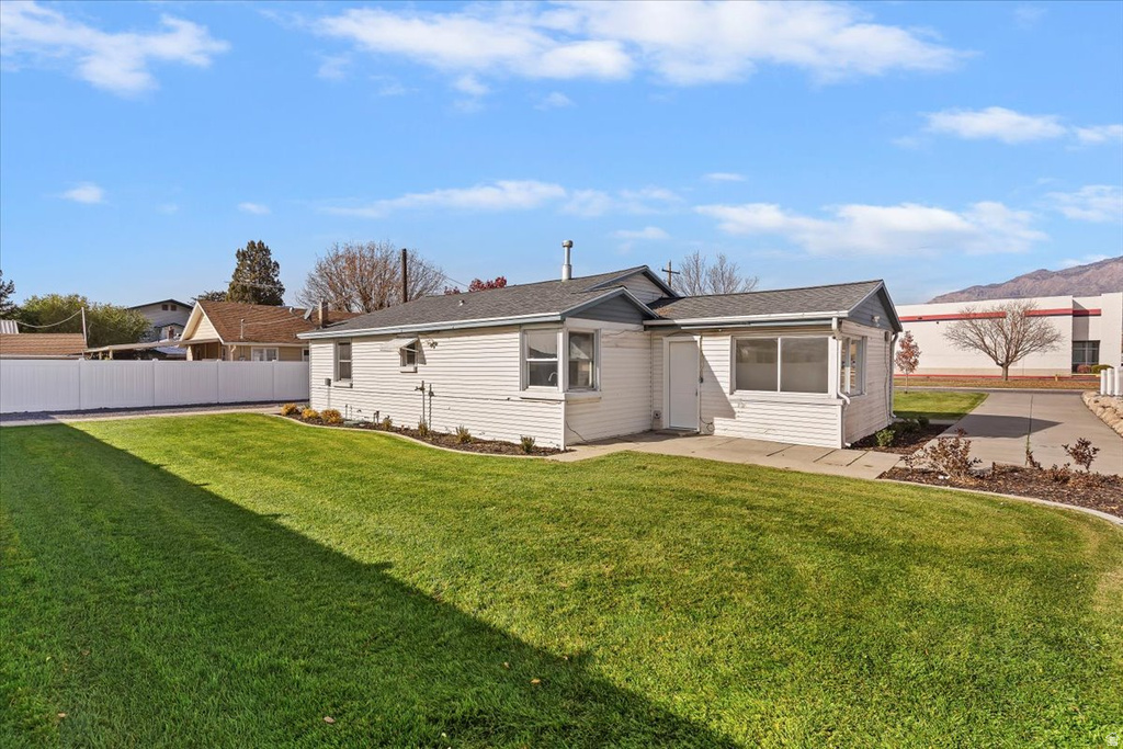 147 W NORTH ST Ogden, UT 84404