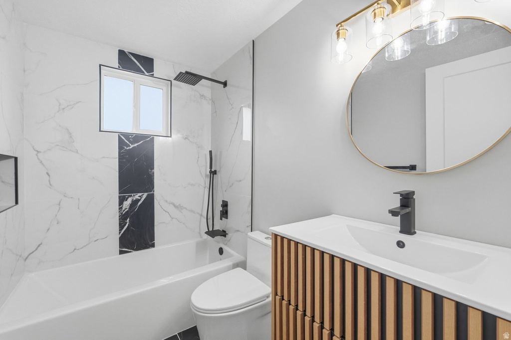 7645 S 1960 W West Jordan, UT 84084