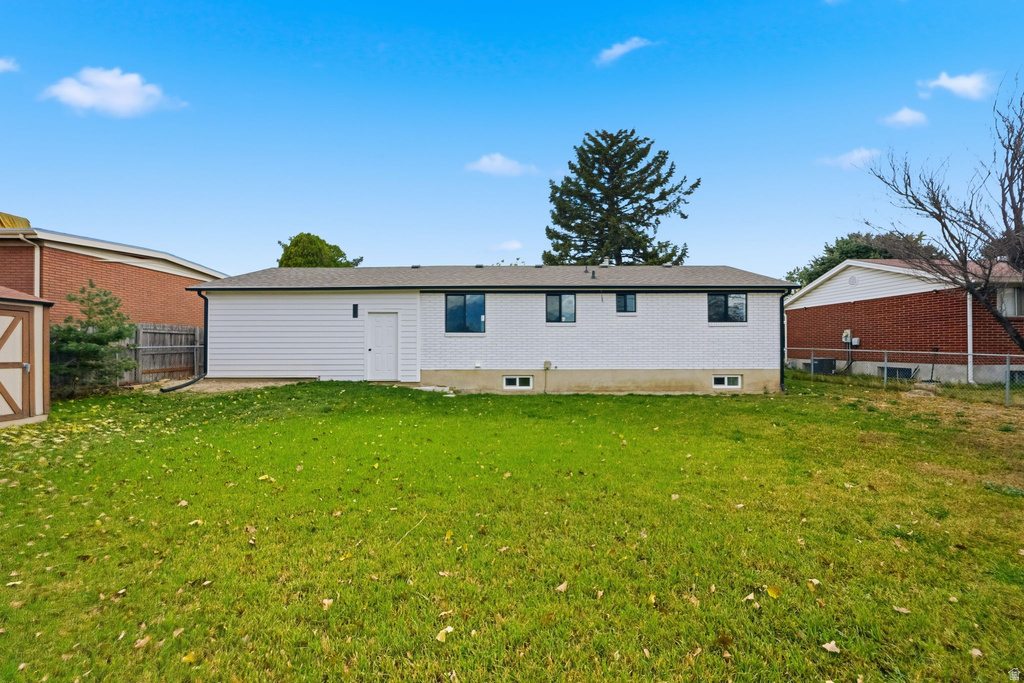 7645 S 1960 W West Jordan, UT 84084