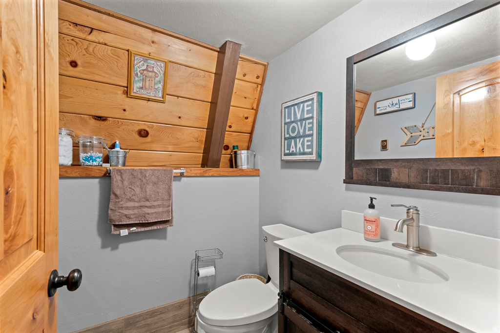 2256 S VALLEYVIEW DR Garden City, UT 84028