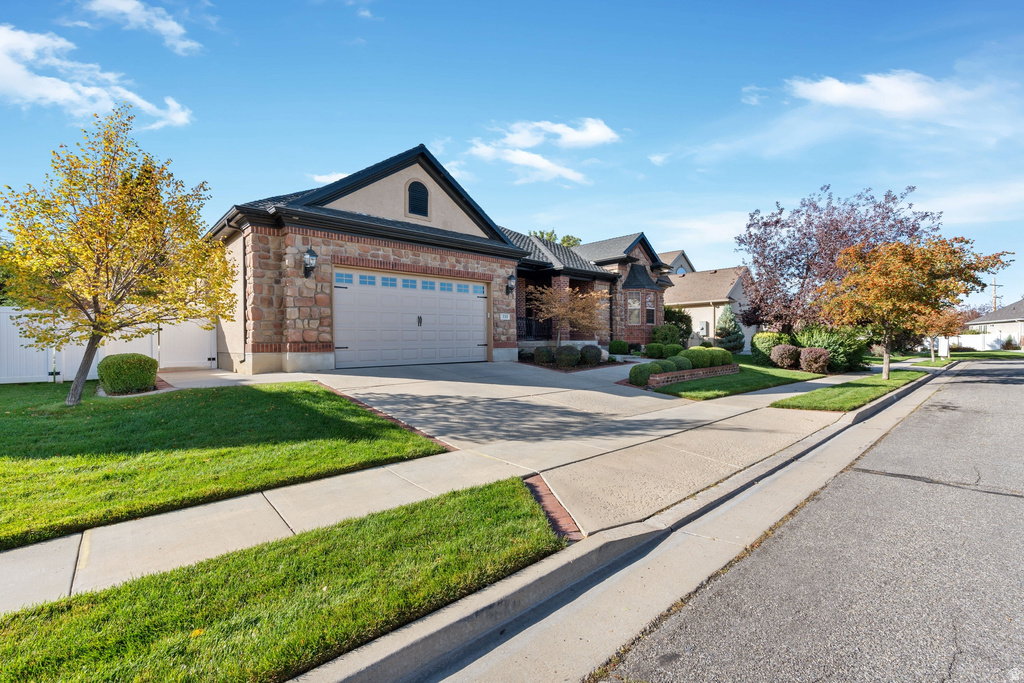 330 W PARADISO LN Centerville, UT 84014