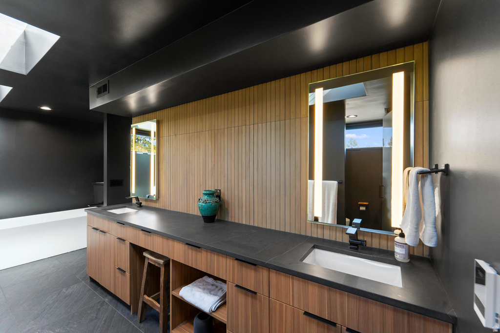 1002 E ELM AVE Salt Lake City, UT 84106