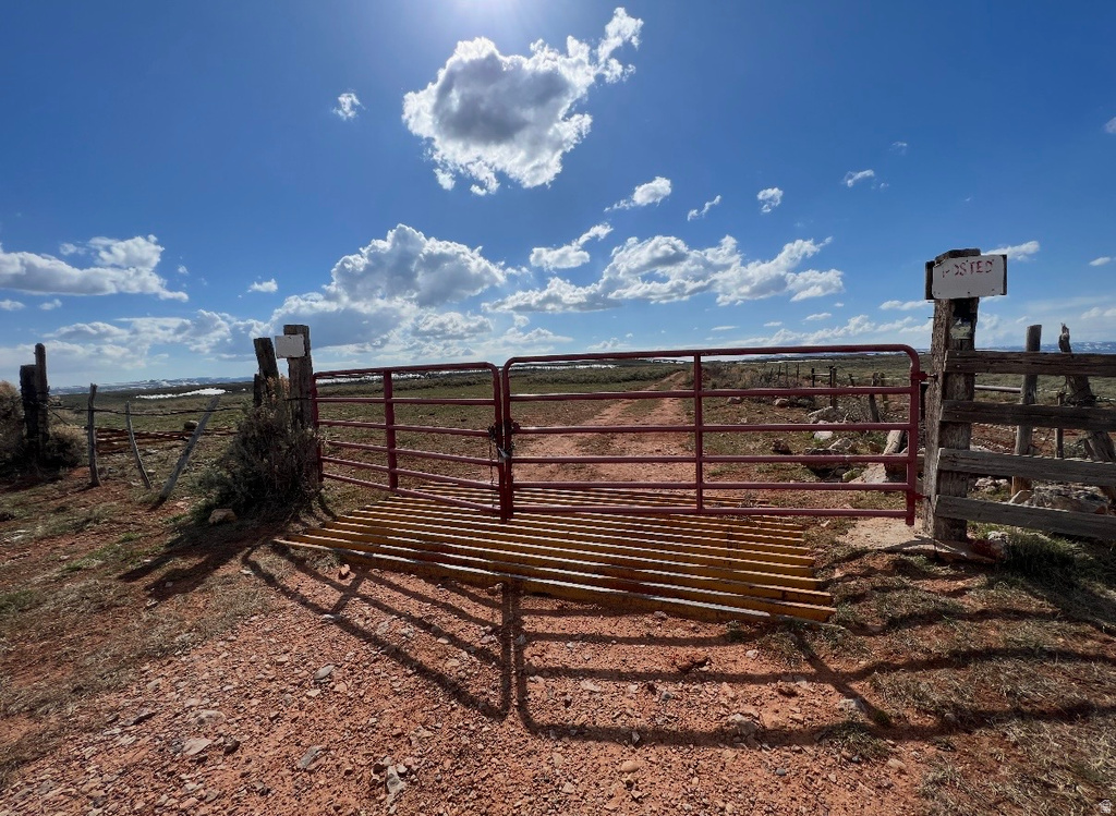 113  LAKETOWN OUTSIDE Laketown, UT 84038