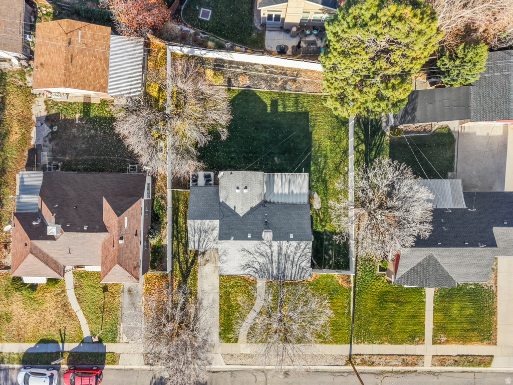 5749 S MCMILLAN CIR Murray, UT 84107