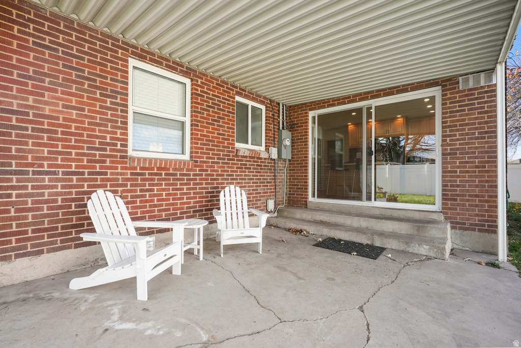 5749 S MCMILLAN CIR Murray, UT 84107