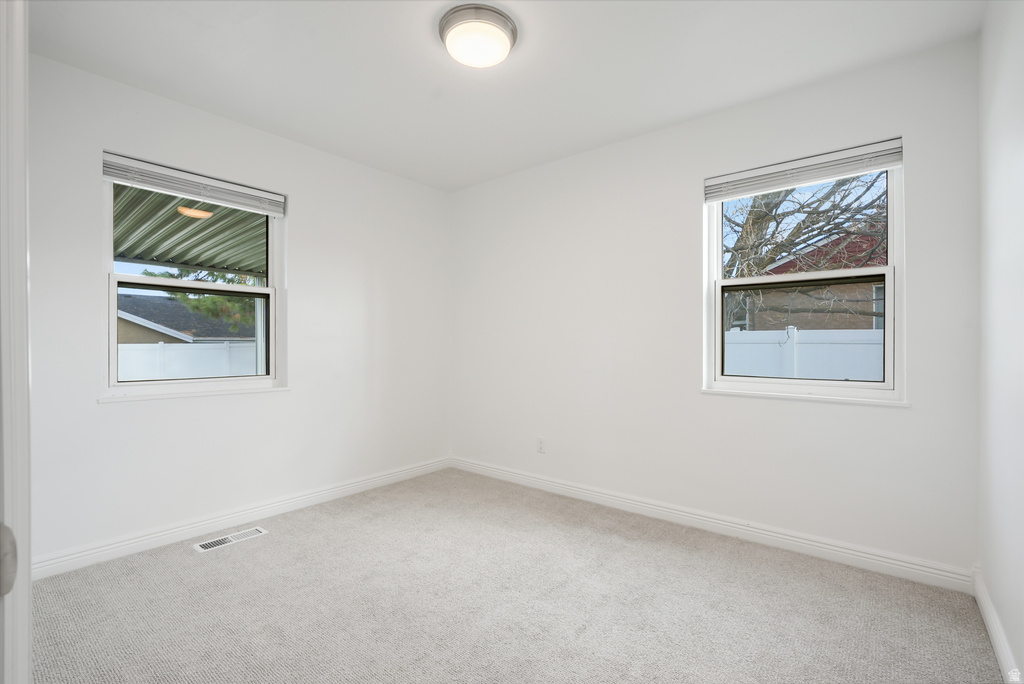 5749 S MCMILLAN CIR Murray, UT 84107