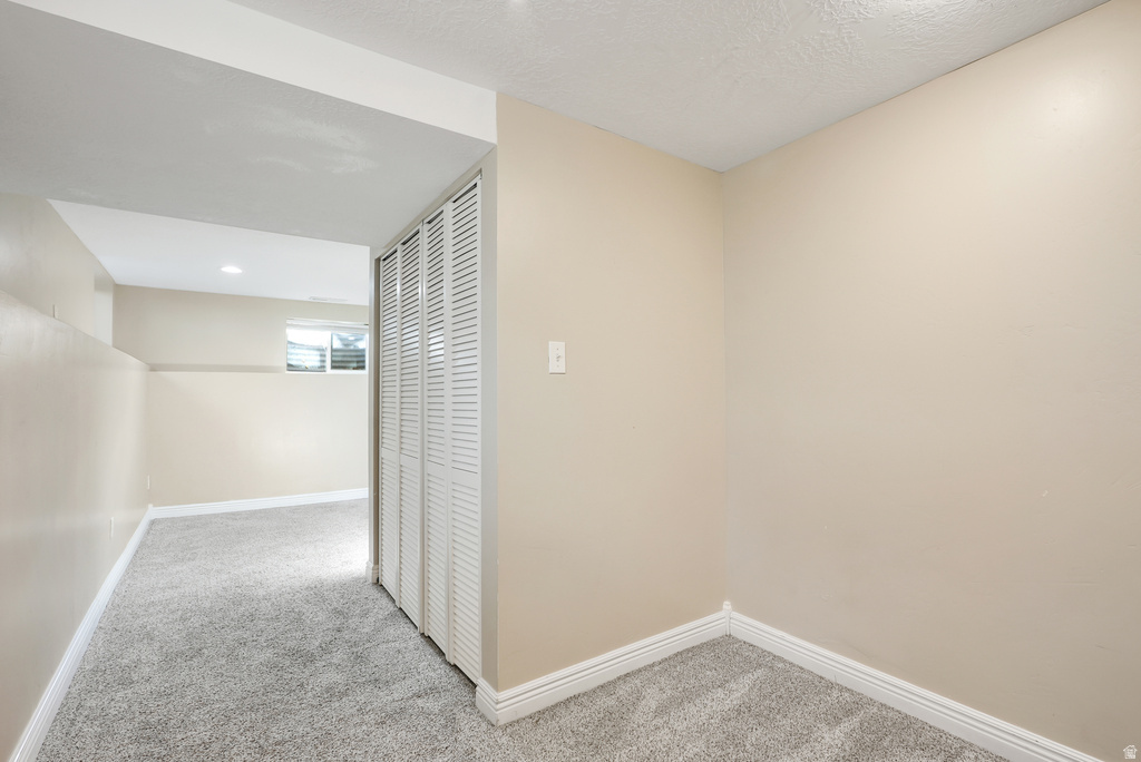 5749 S MCMILLAN CIR Murray, UT 84107