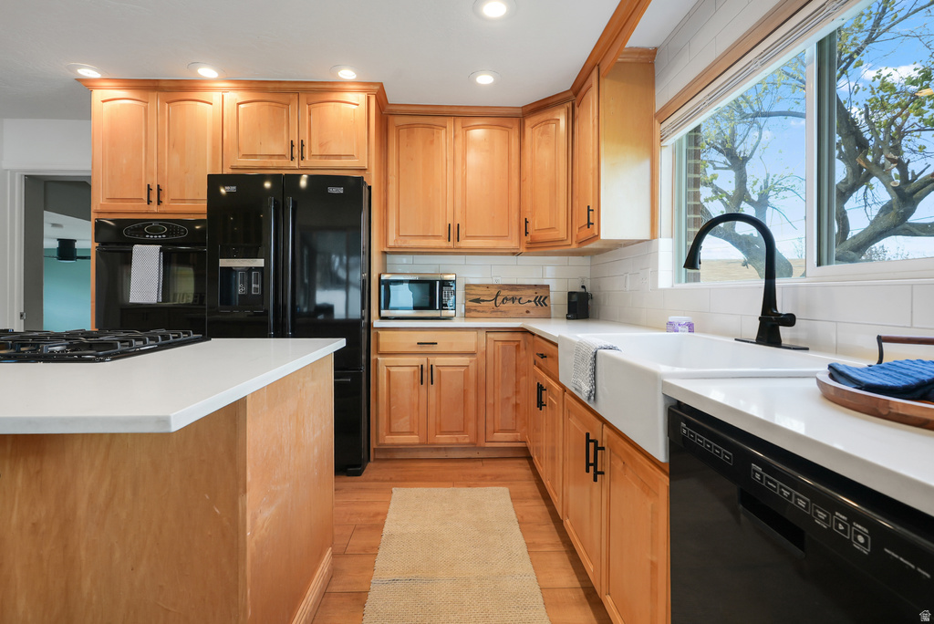 5749 S MCMILLAN CIR Murray, UT 84107