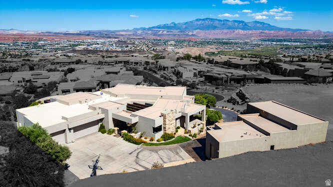 2040 S PINNACLE CIR St George, UT 84790