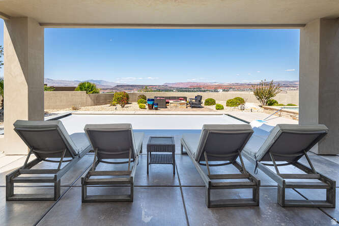 2040 S PINNACLE CIR St George, UT 84790