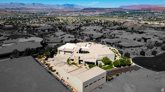 2040 S PINNACLE CIR St George, UT 84790