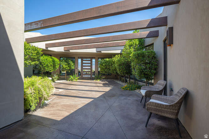 2040 S PINNACLE CIR St George, UT 84790