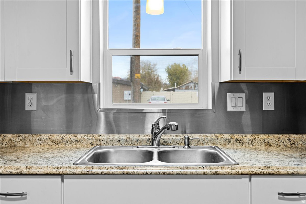 40 E MAIN ST Grantsville, UT 84029