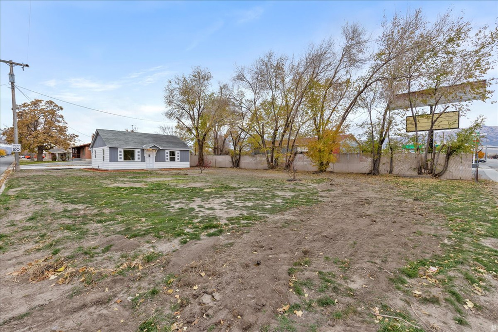40 E MAIN ST Grantsville, UT 84029