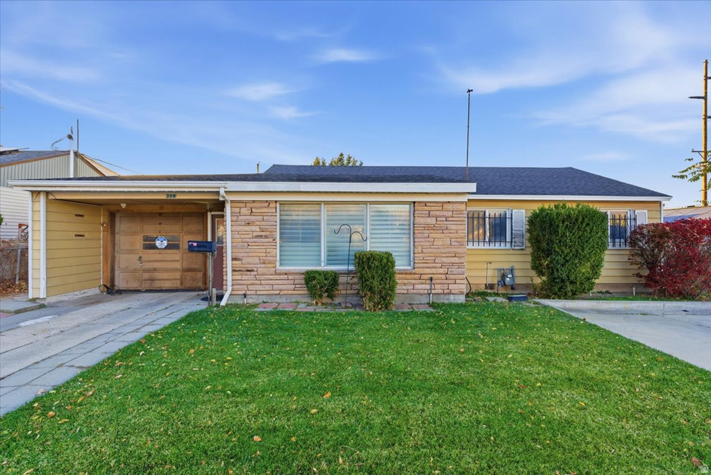 220 S 320 W Tooele, UT 84074