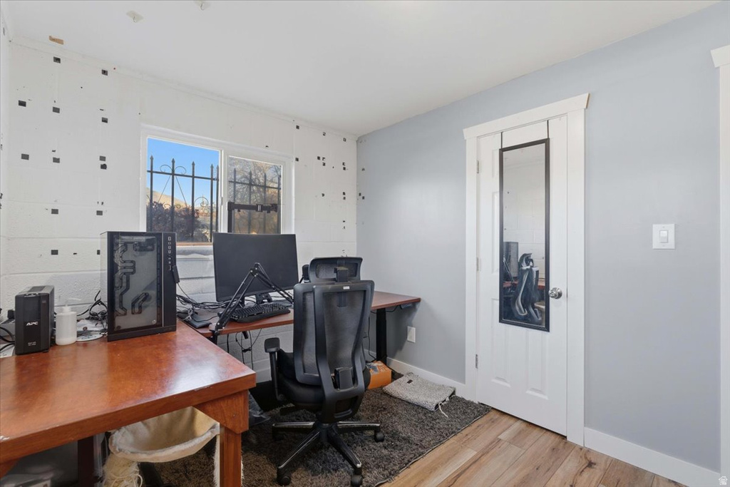 220 S 320 W Tooele, UT 84074