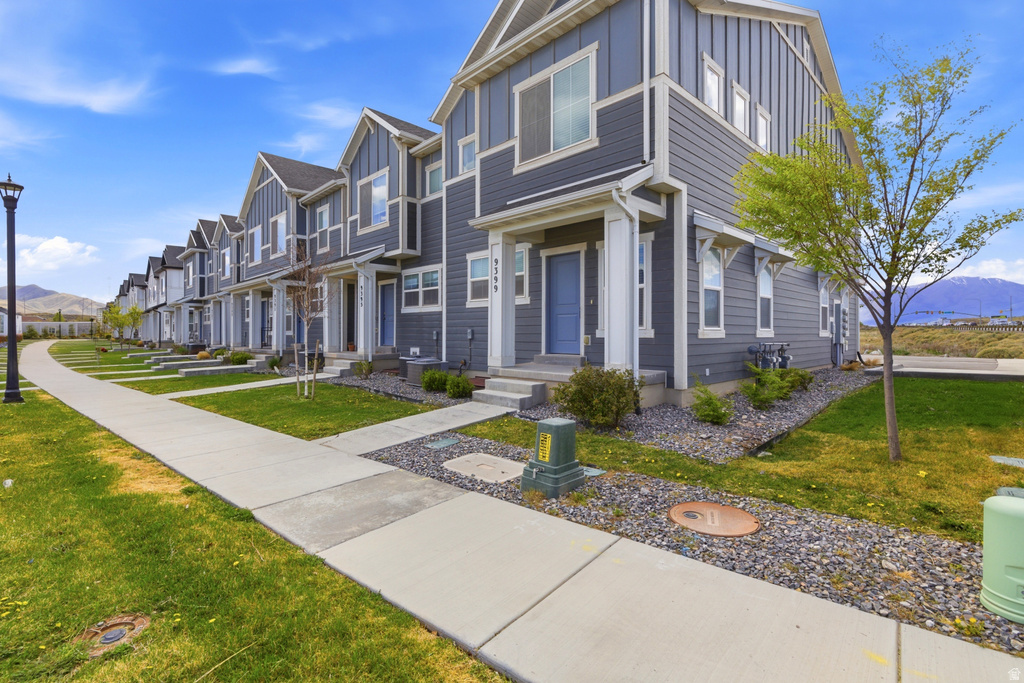 9399 N VERNHAM LN Eagle Mountain, UT 84005