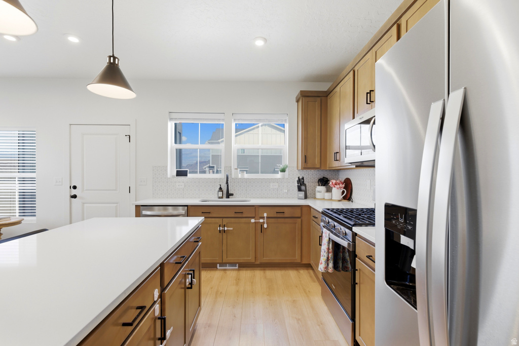 9399 N VERNHAM LN Eagle Mountain, UT 84005