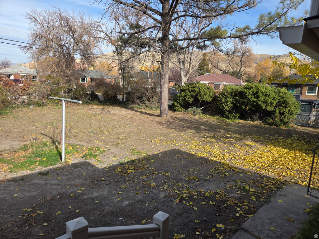 1056 W MACFARLAND DR Salt Lake City, UT 84116