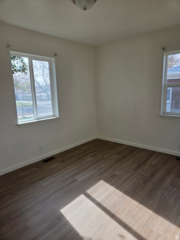 1056 W MACFARLAND DR Salt Lake City, UT 84116