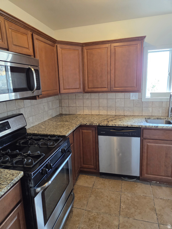 1056 W MACFARLAND DR Salt Lake City, UT 84116