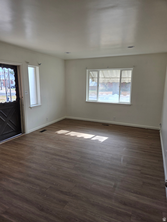 1056 W MACFARLAND DR Salt Lake City, UT 84116