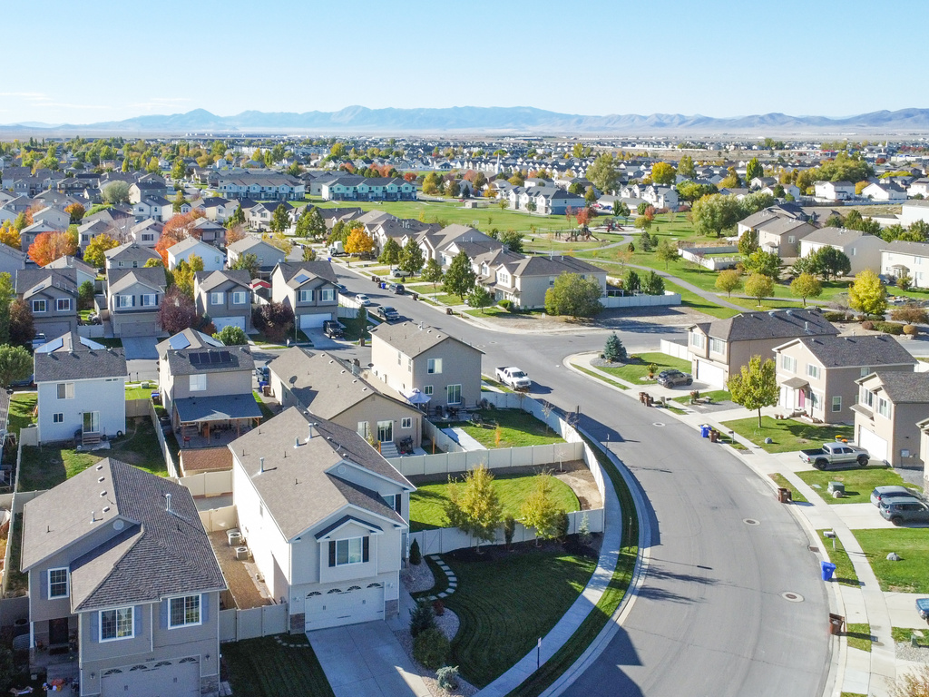 2068 E JORDAN WAY Eagle Mountain, UT 84005