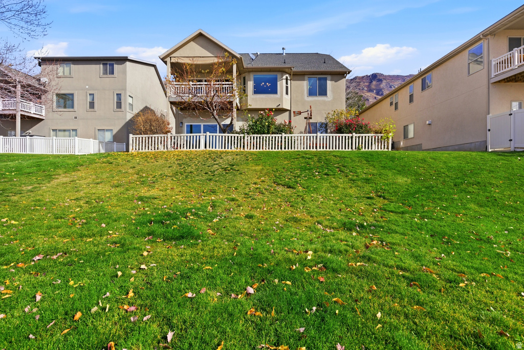 8923 N COTTAGE CANYON DR Cedar Hills, UT 84062