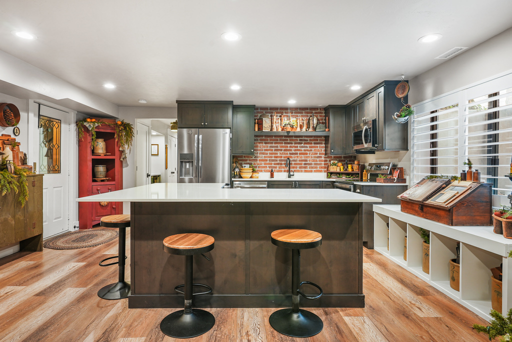 2752 N 600 E Lehi, UT 84043