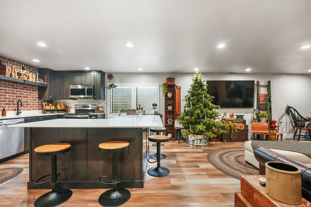 2752 N 600 E Lehi, UT 84043