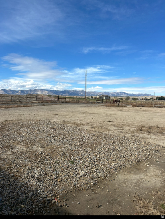 2430 N LUNDY LN Cleveland, UT 84518