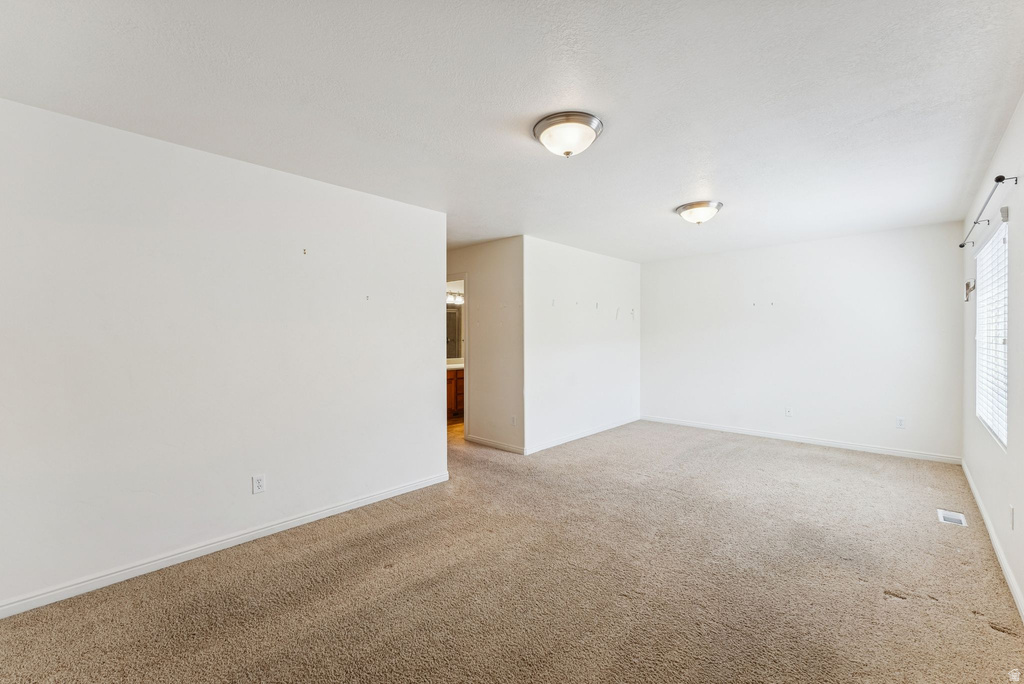 147 N 360 W #21 Centerville, UT 84014