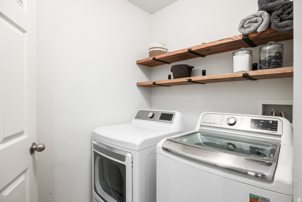 13492 LEAF WING LN Riverton, UT 84096