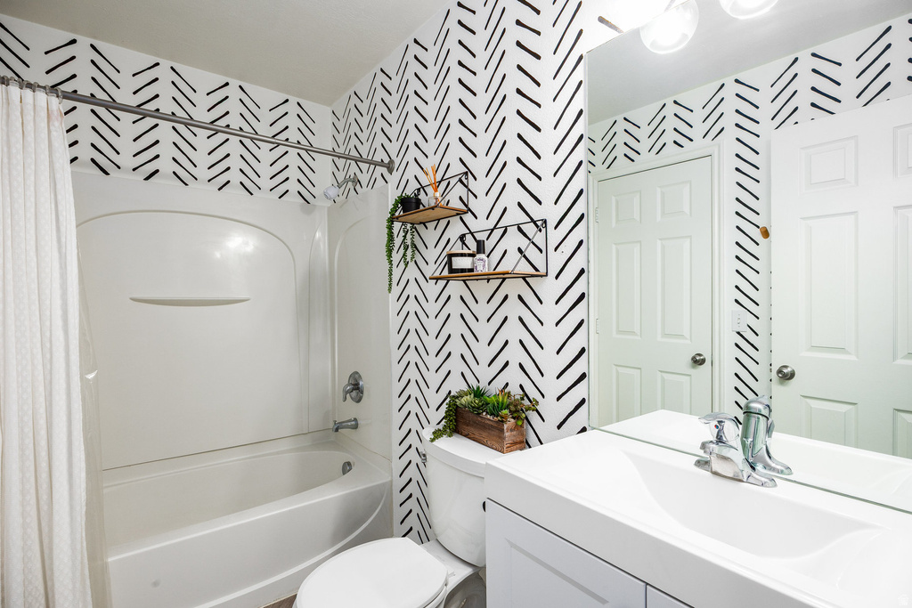 13492 LEAF WING LN Riverton, UT 84096