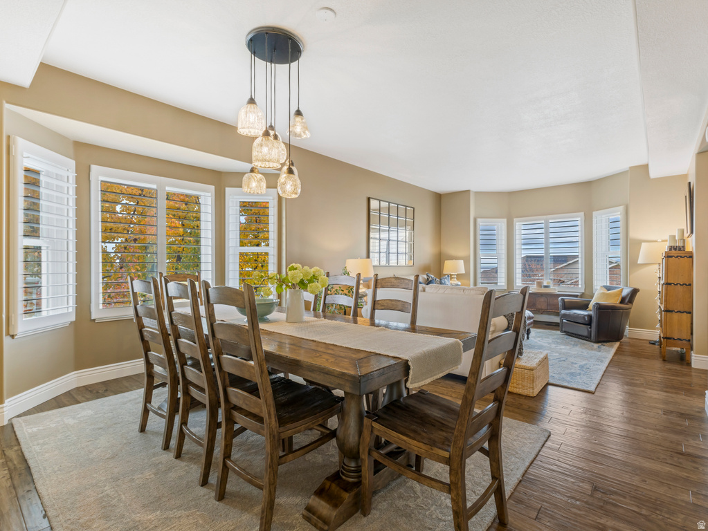 1104 E FAIRWAY DR North Salt Lake, UT 84054