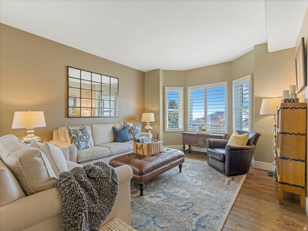 1104 E FAIRWAY DR North Salt Lake, UT 84054