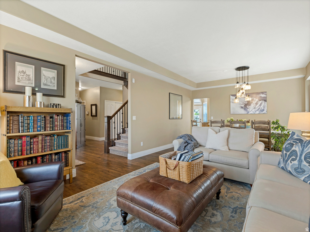 1104 E FAIRWAY DR North Salt Lake, UT 84054