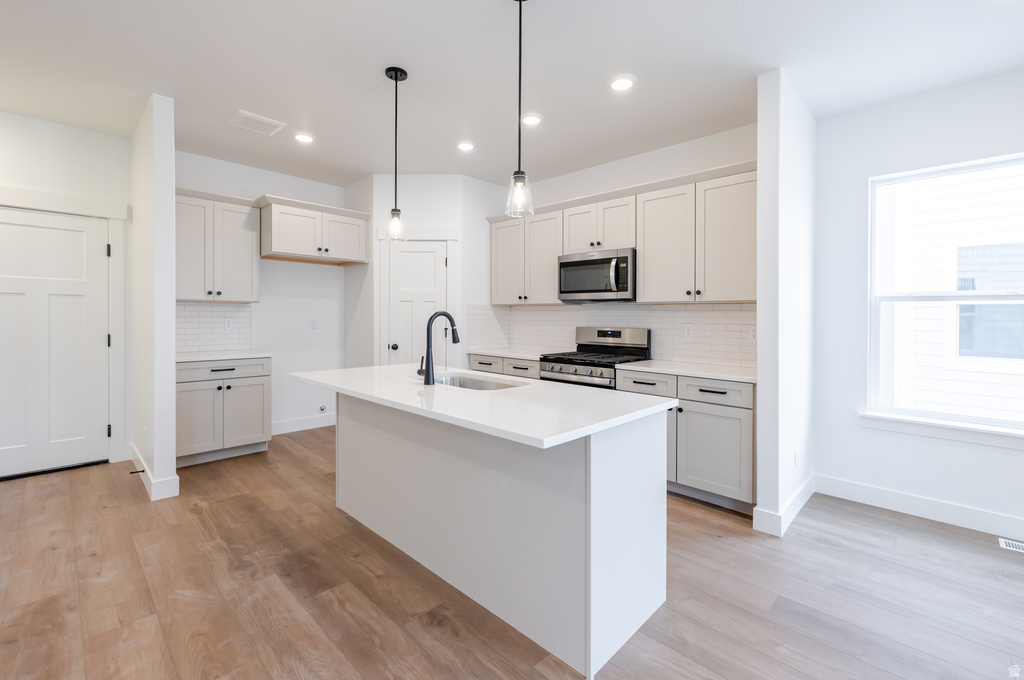 778 N DANVERSE DR #677 Saratoga Springs, UT 84045