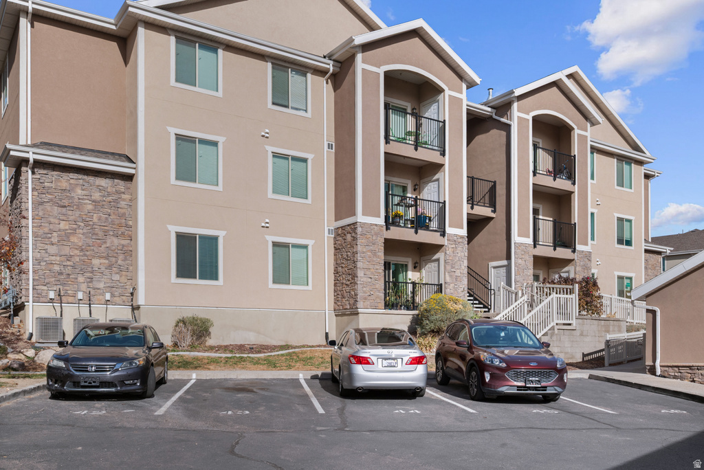 178 W SPRINGVIEW DR Saratoga Springs, UT 84045