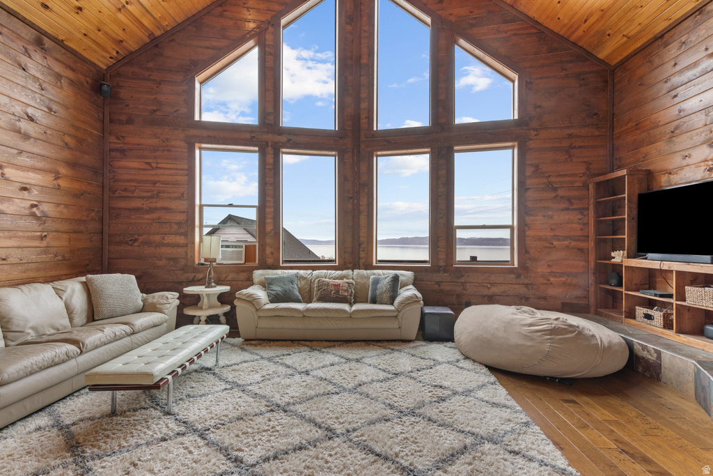 1476 N TRAPPER LOOP Garden City, UT 84028