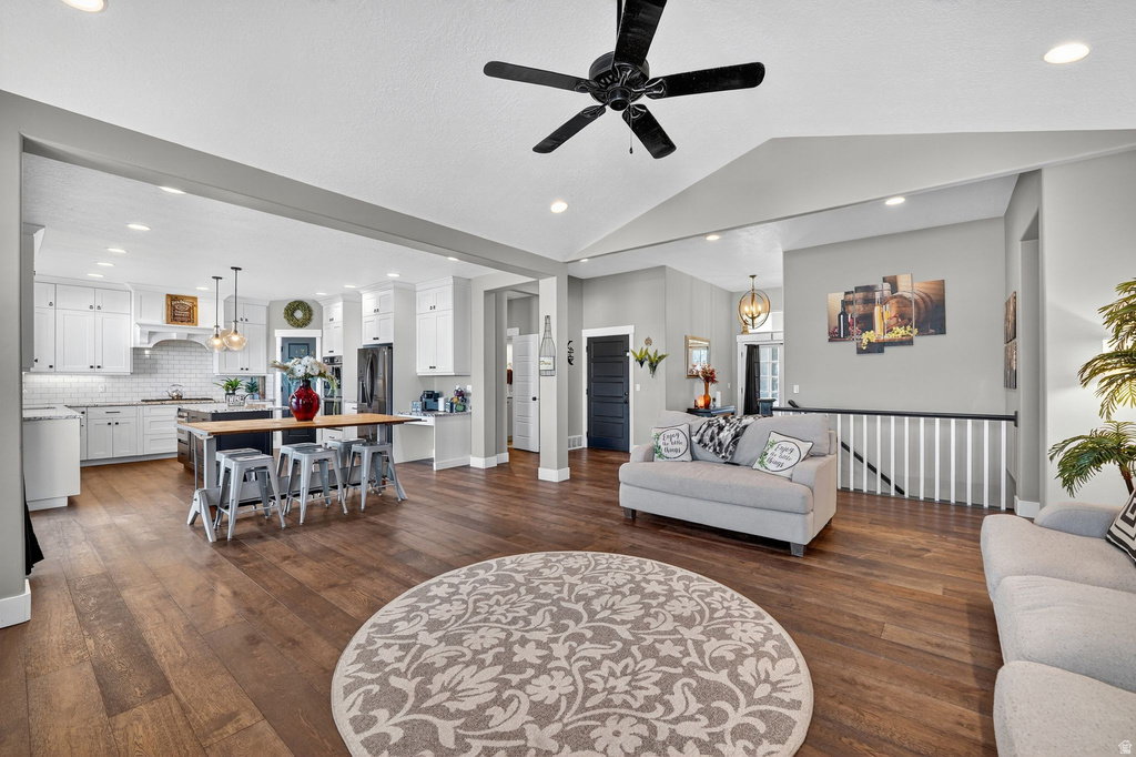 1241 VIA LA COSTA Tooele, UT 84074