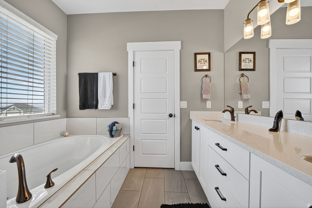 1241 VIA LA COSTA Tooele, UT 84074